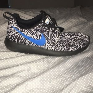 Black/Grey Nike Shoes